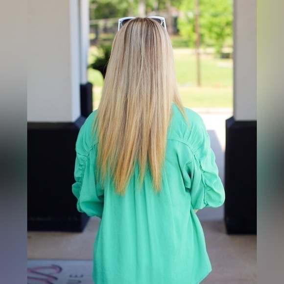 ENTRO Women's Short Puff Sleeve Button down - Picture 3 of 10